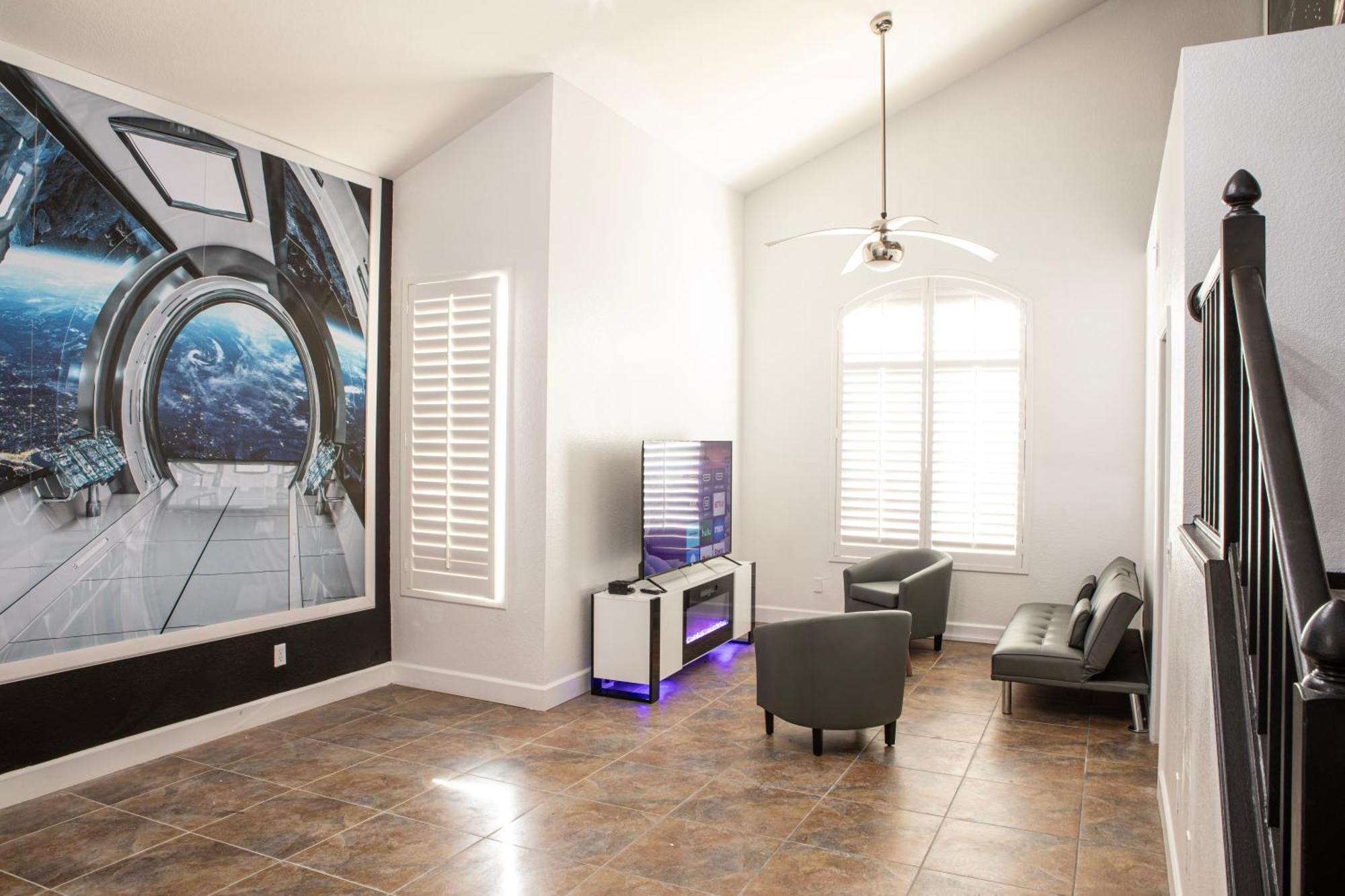 Comfy Expansive Home - Near The Strip - Heated Pool Лас-Вегас Экстерьер фото